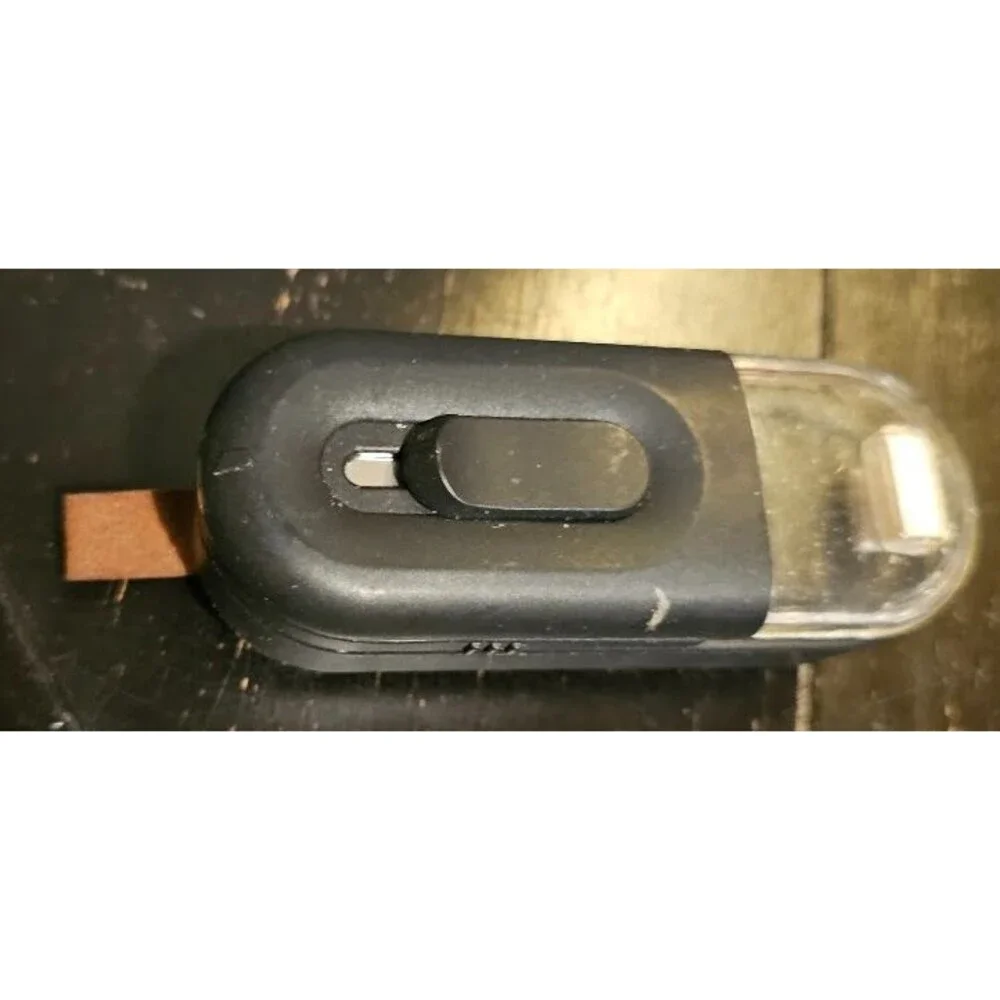 Mini Bag Sealer Rechargeable Vacuum Bag 2 In 1 Sealing Machine with Cutter Black